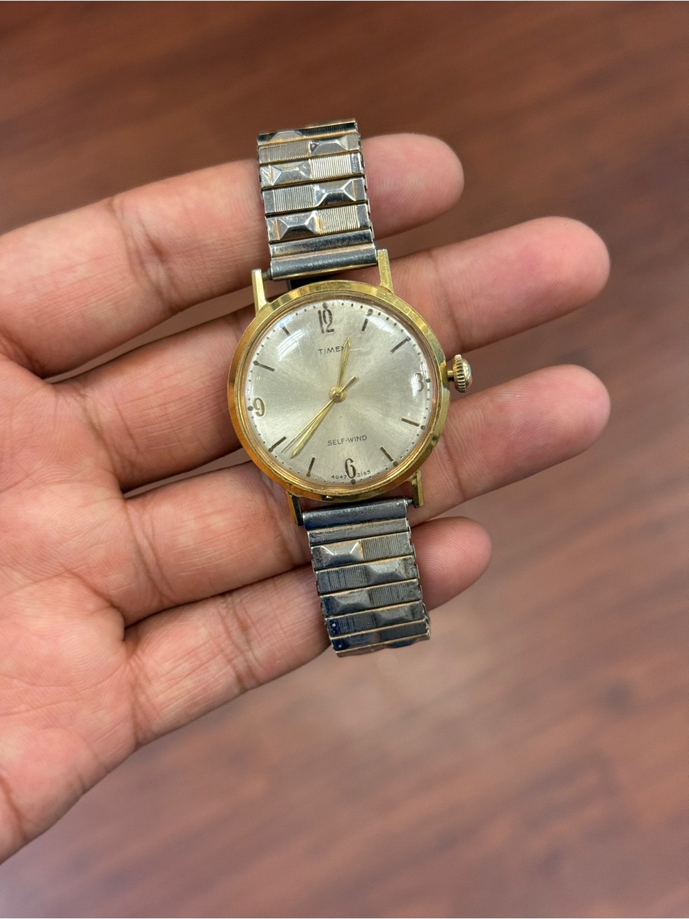 Timex Gold-Tone Vintage Self-Wind Watch with Two-Tone Stretch Band - Picture 2 of 8